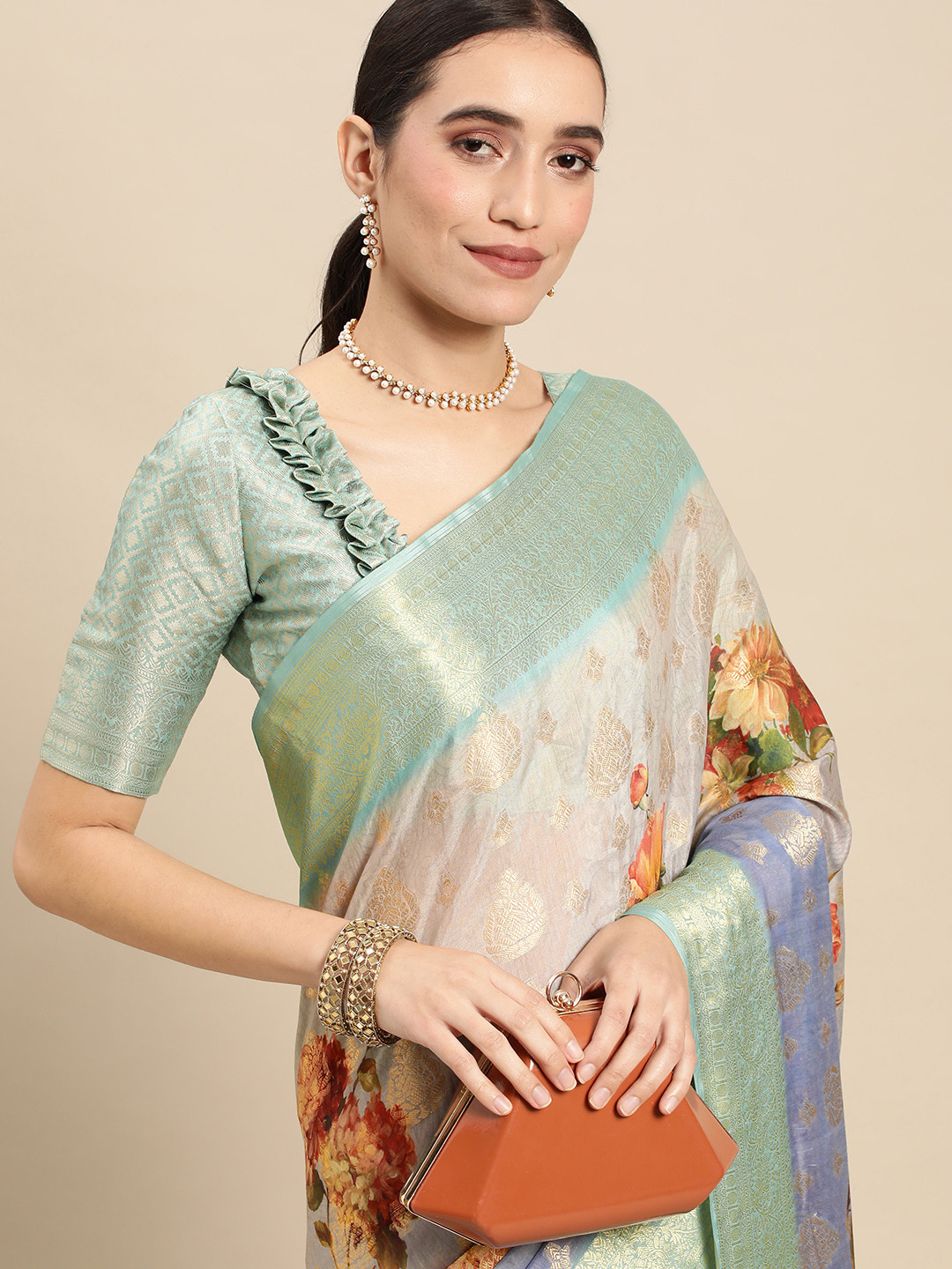 

Mitera Floral Zari Pure Silk Saree, Purple