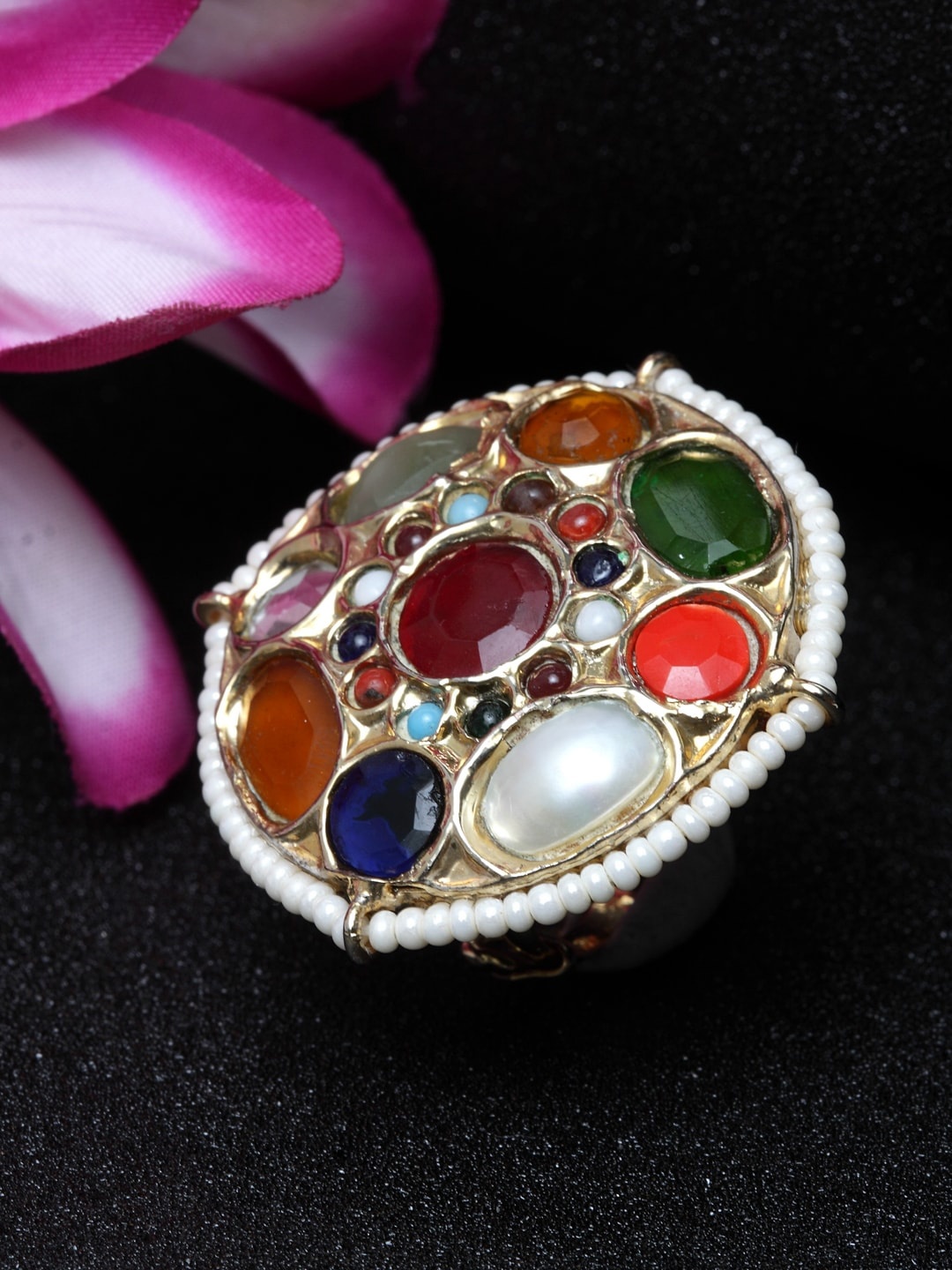 

DUGRISTYLE Gold-Plated Amethyst Stone-Studded Finger Ring