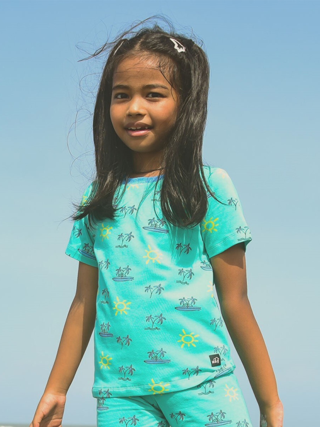 

Whistle & Hops Kids Aqua Beach Doodle Organic Cotton T-shirt, Turquoise blue
