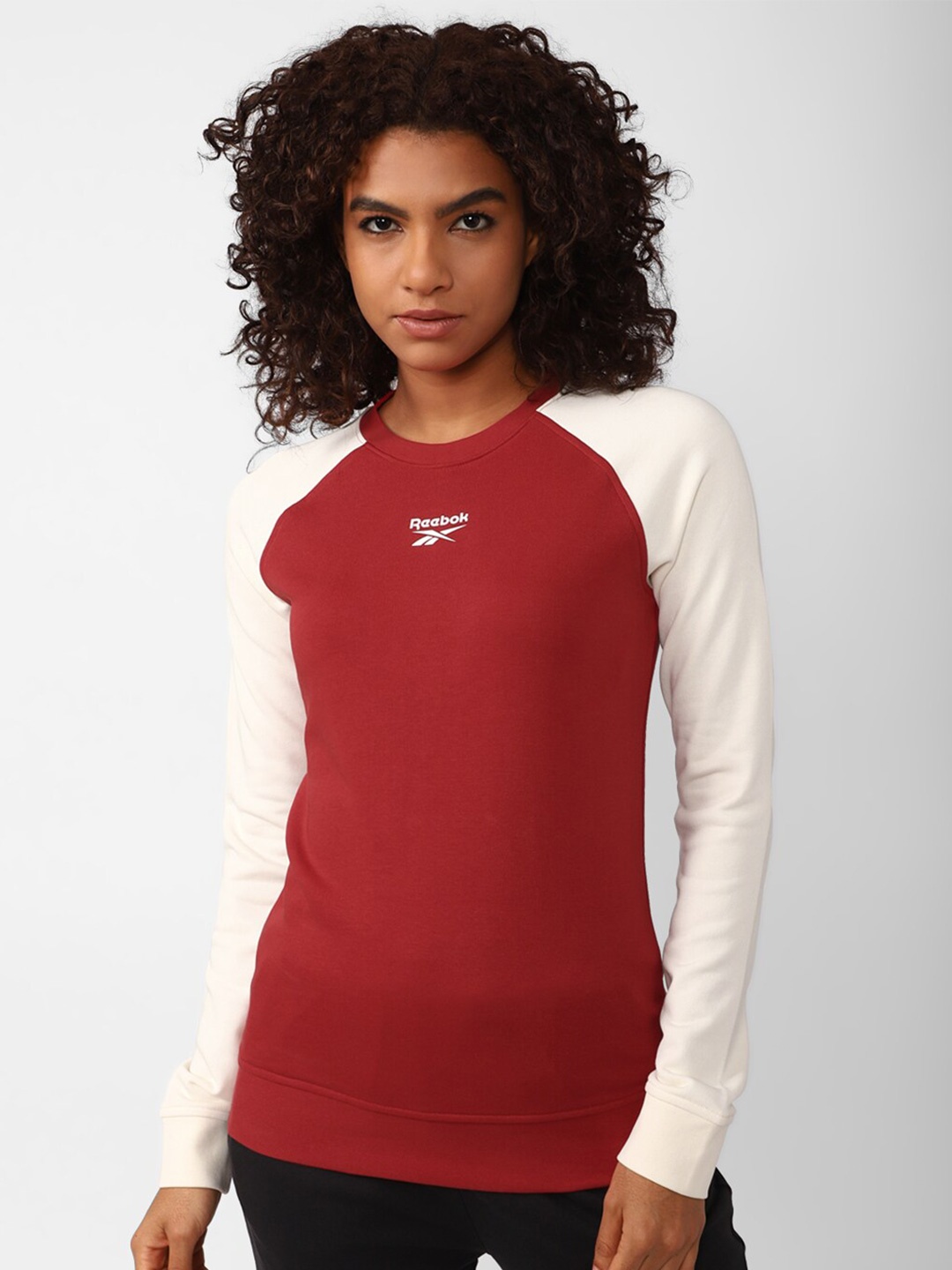

Reebok Women Rbk Classics WCE Crew Pure Cotton Sweatshirt, Red