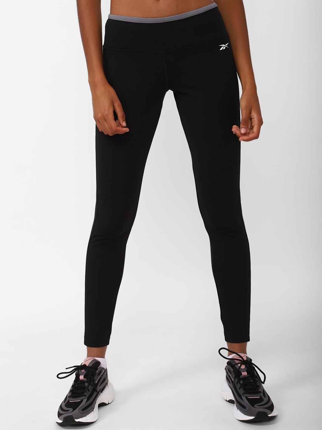 

Reebok Women Ankle Length Slim-Fit Tights, Black