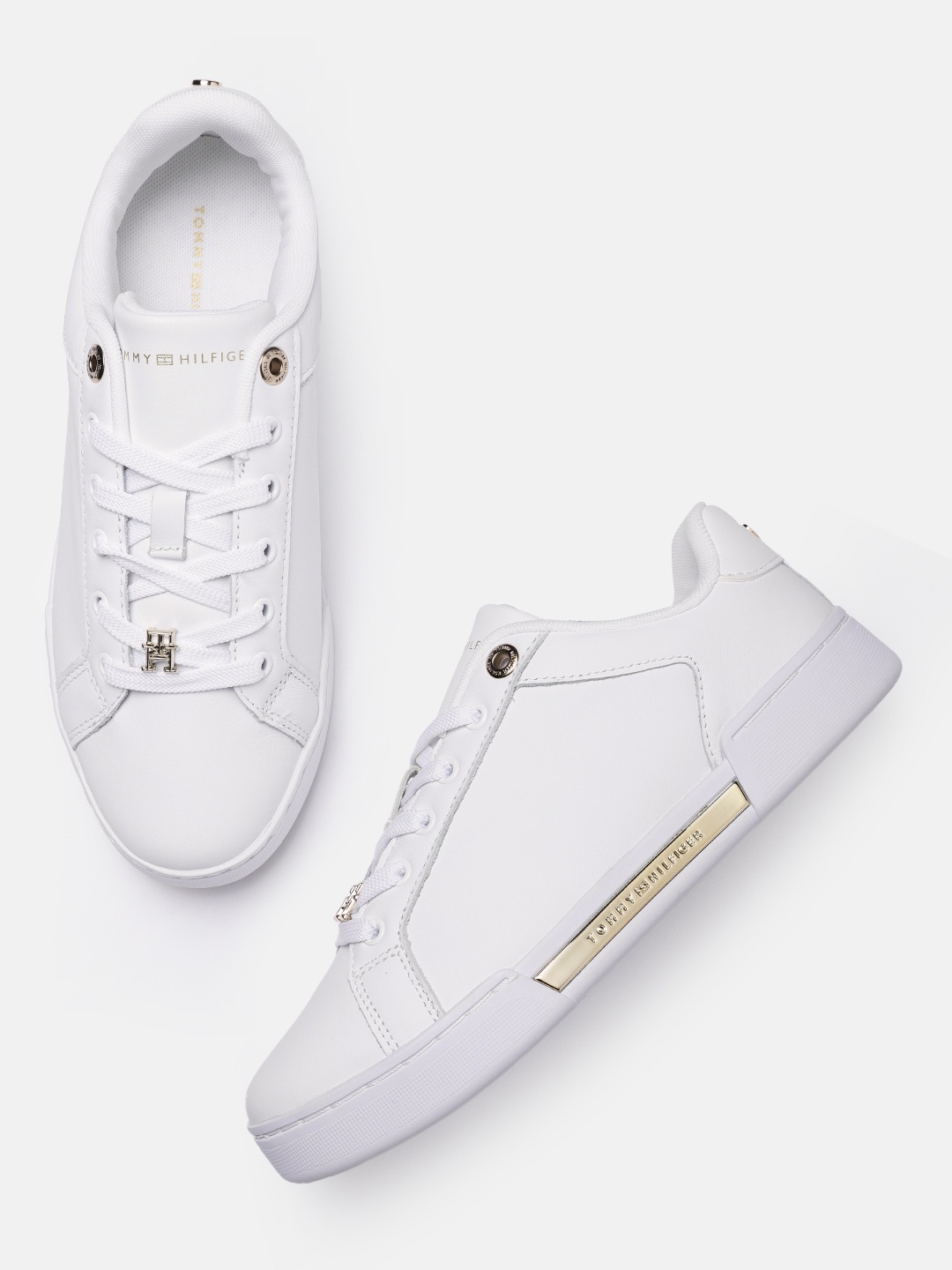 

Tommy Hilfiger Women Leather Sneakers, White