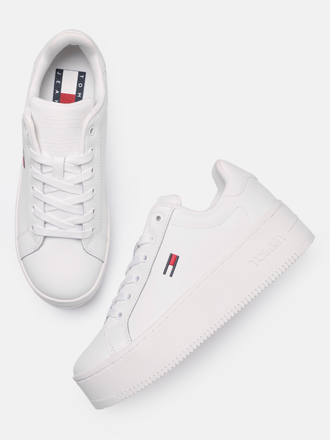 

Tommy Hilfiger Women Leather Sneakers, White