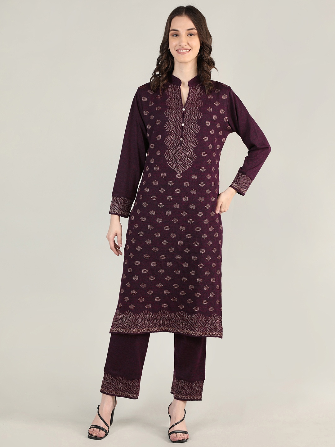 

MIKHAD Ethnic Motifs Printed Mandarin Collar Straight Regular Kurta, Maroon