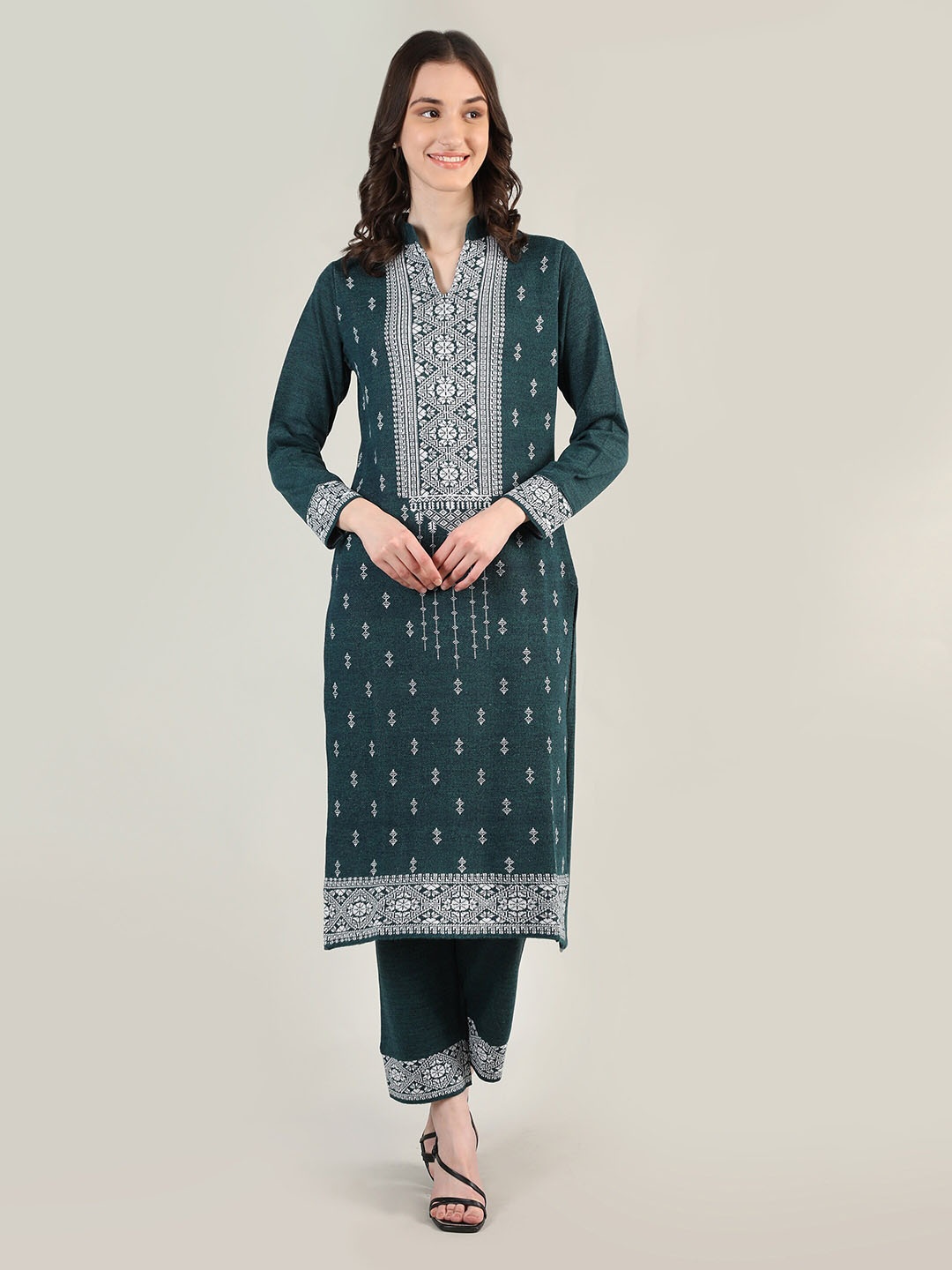 

MIKHAD Ethnic Motifs Printed Mandarin Collar Regular Kurta, Teal