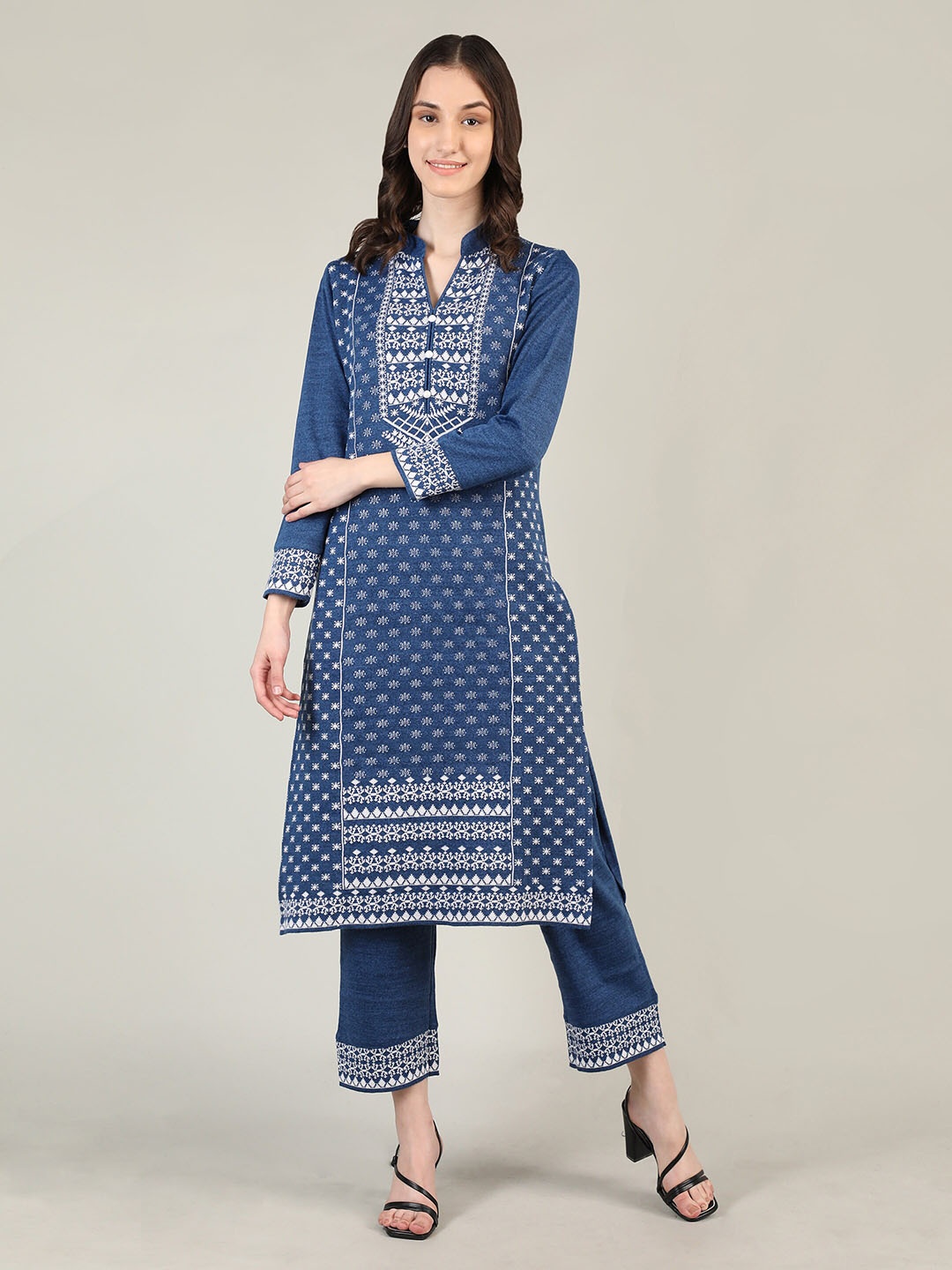 

MIKHAD Ethnic Motifs Printed Mandarin Collar Kurta, Blue