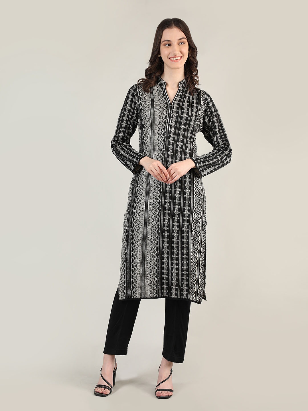 

MIKHAD Ethnic Motifs Printed Mandarin Collar Kurta, Black