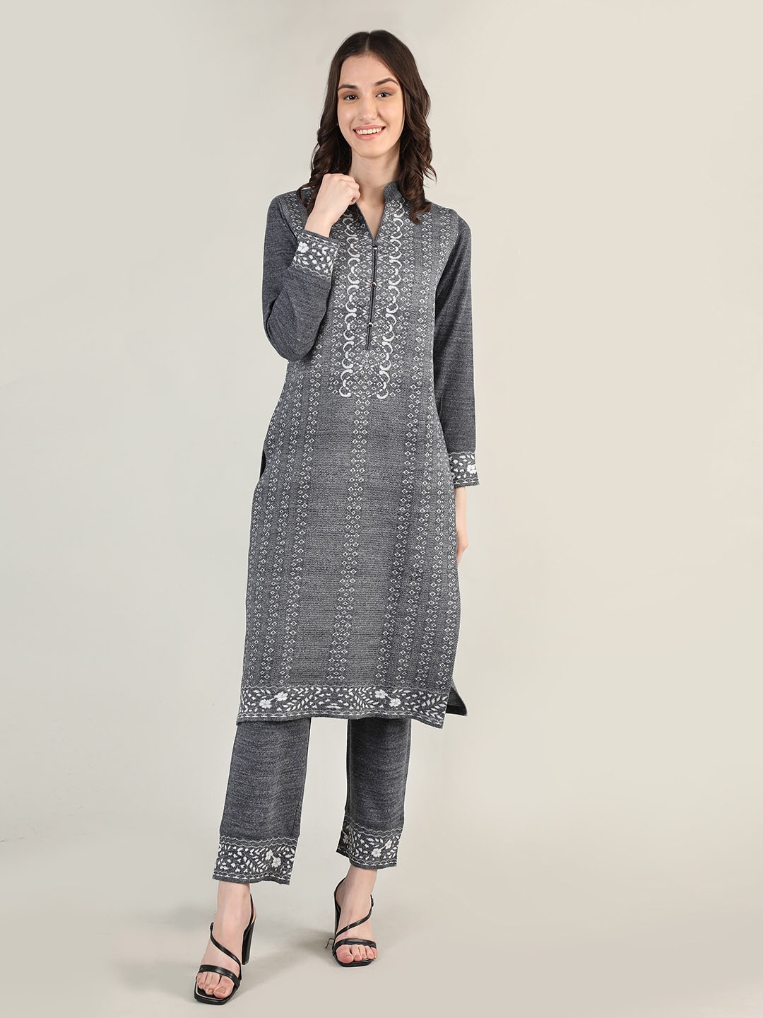 

MIKHAD Ethnic Motifs Printed Mandarin Collar Regular Kurta, Grey melange