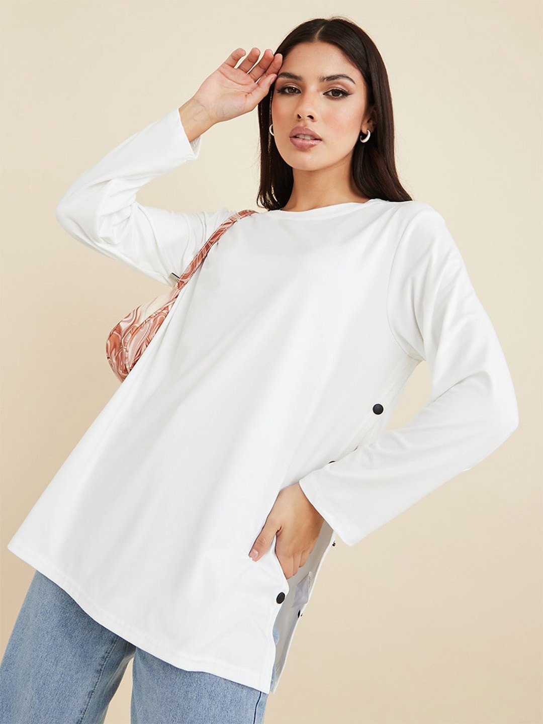 

Styli Women Round Neck Longline T-shirt, White