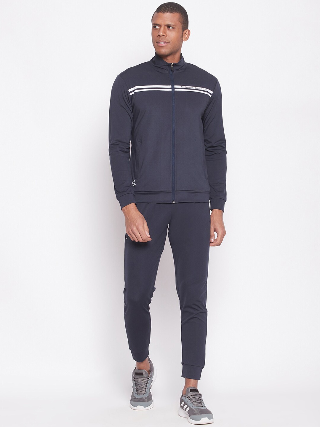 

UNPAR Men Tracksuits, Blue