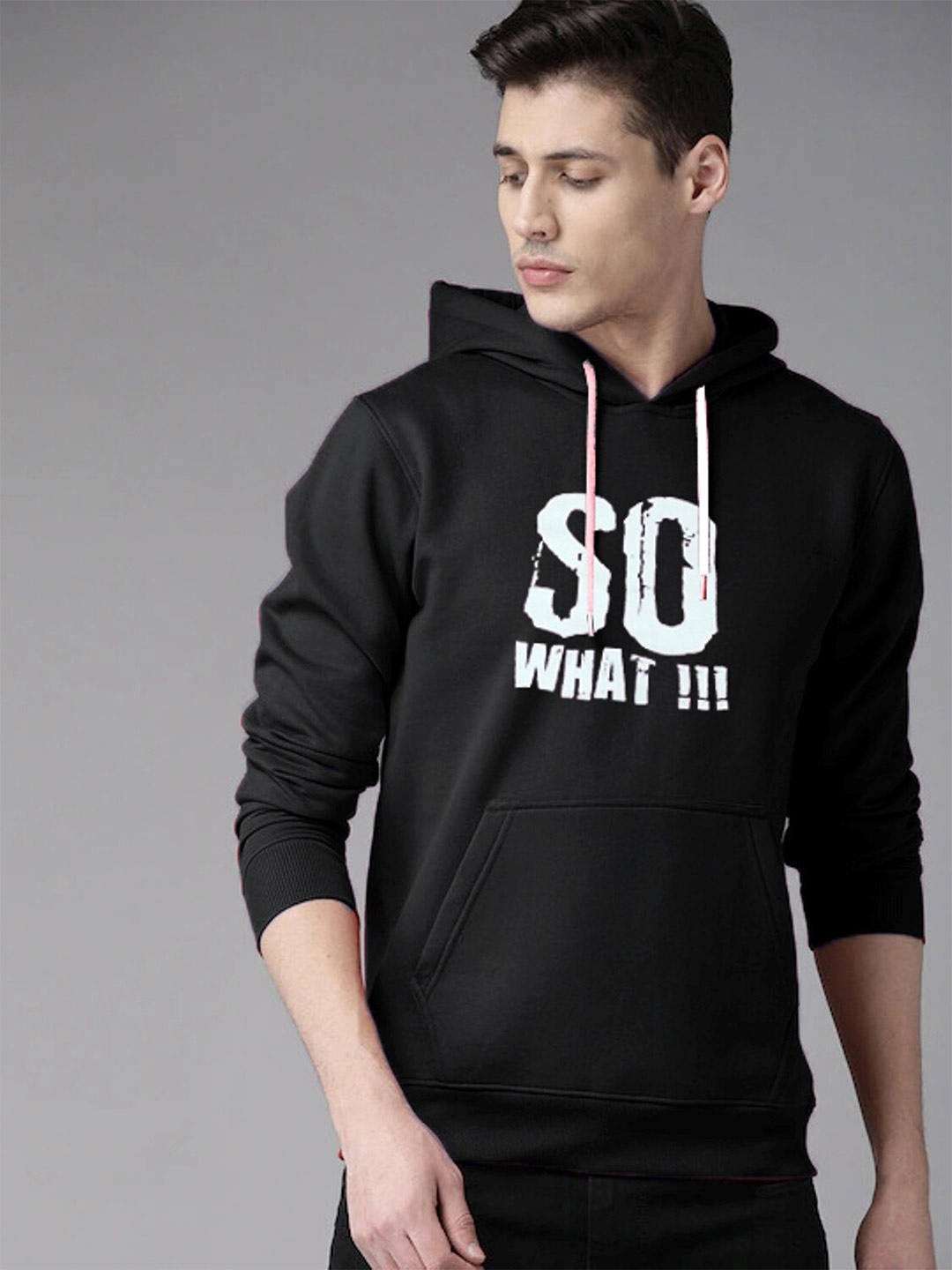 

Rodzen Men Black Printed Sweatshirt