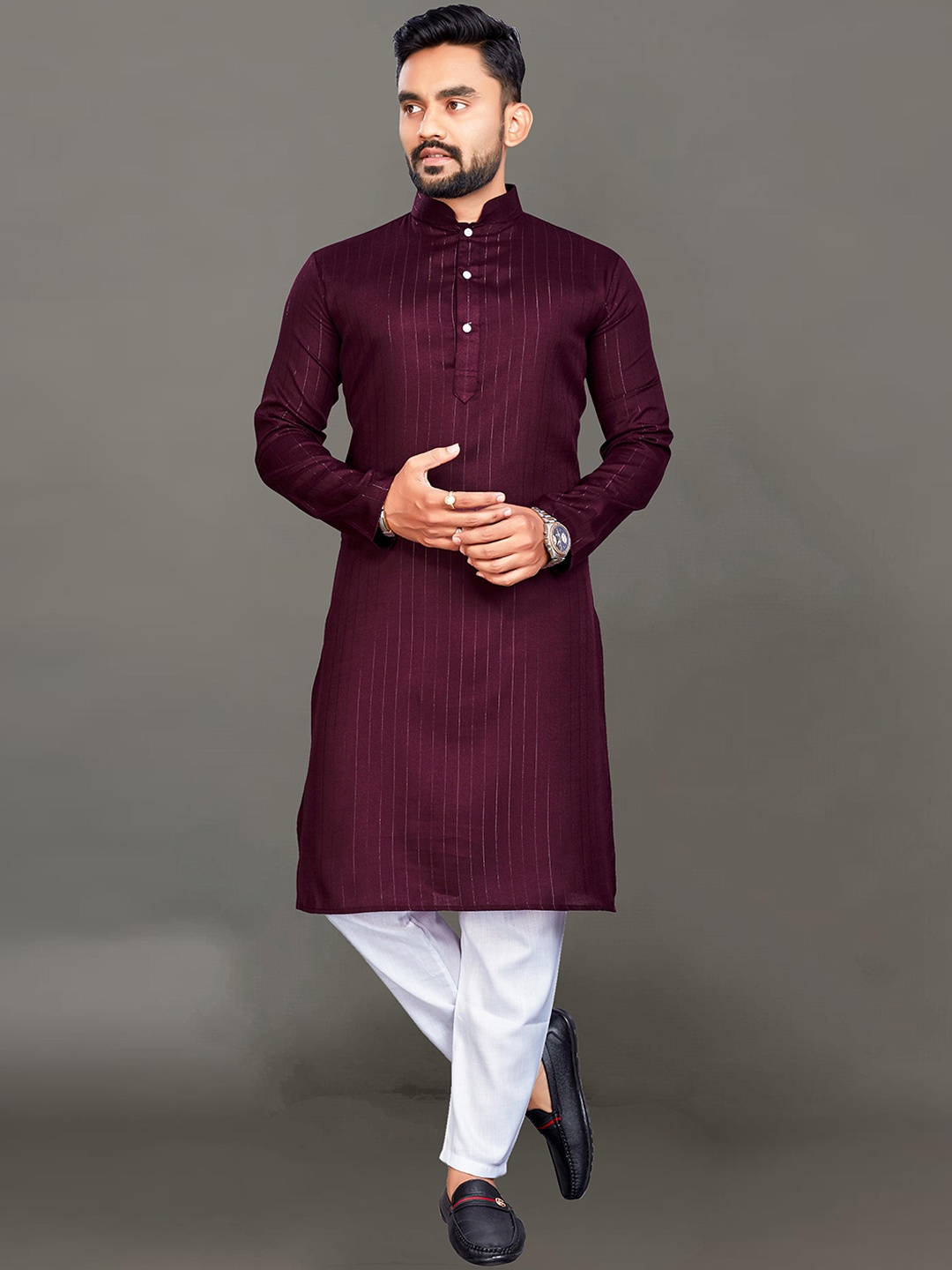 

Ekta Textiles Men Purple Striped Pure Cotton Kurta with Pyjamas