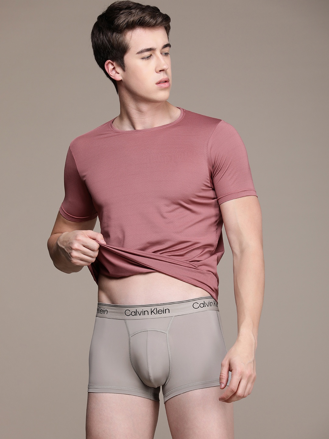 

Calvin Klein Underwear Men Active Low-Rise Trunk NB32350SO, Grey