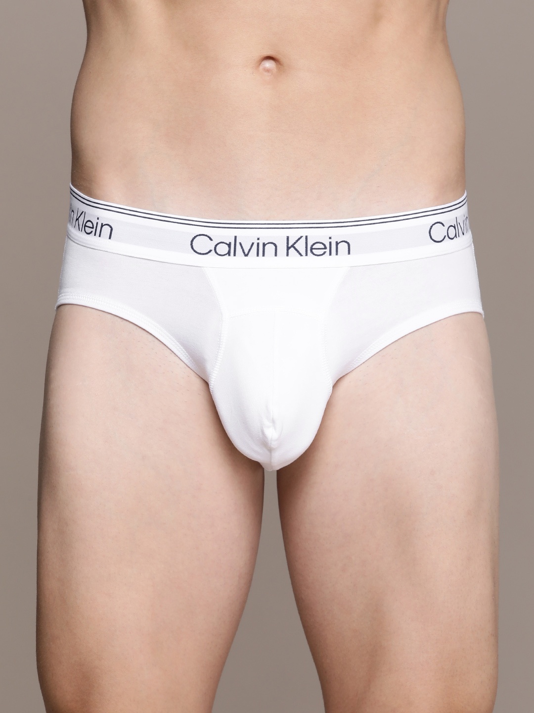 

Calvin Klein Underwear Men Solid Knitted Active Hip Basic Briefs NB3228100, White