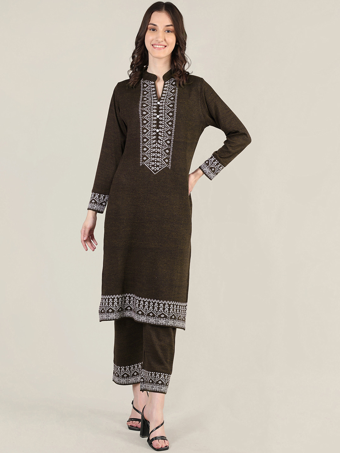 

MIKHAD Women Abstract Printed Pure Wool Kurta with Trousers & With Dupatta, Brown