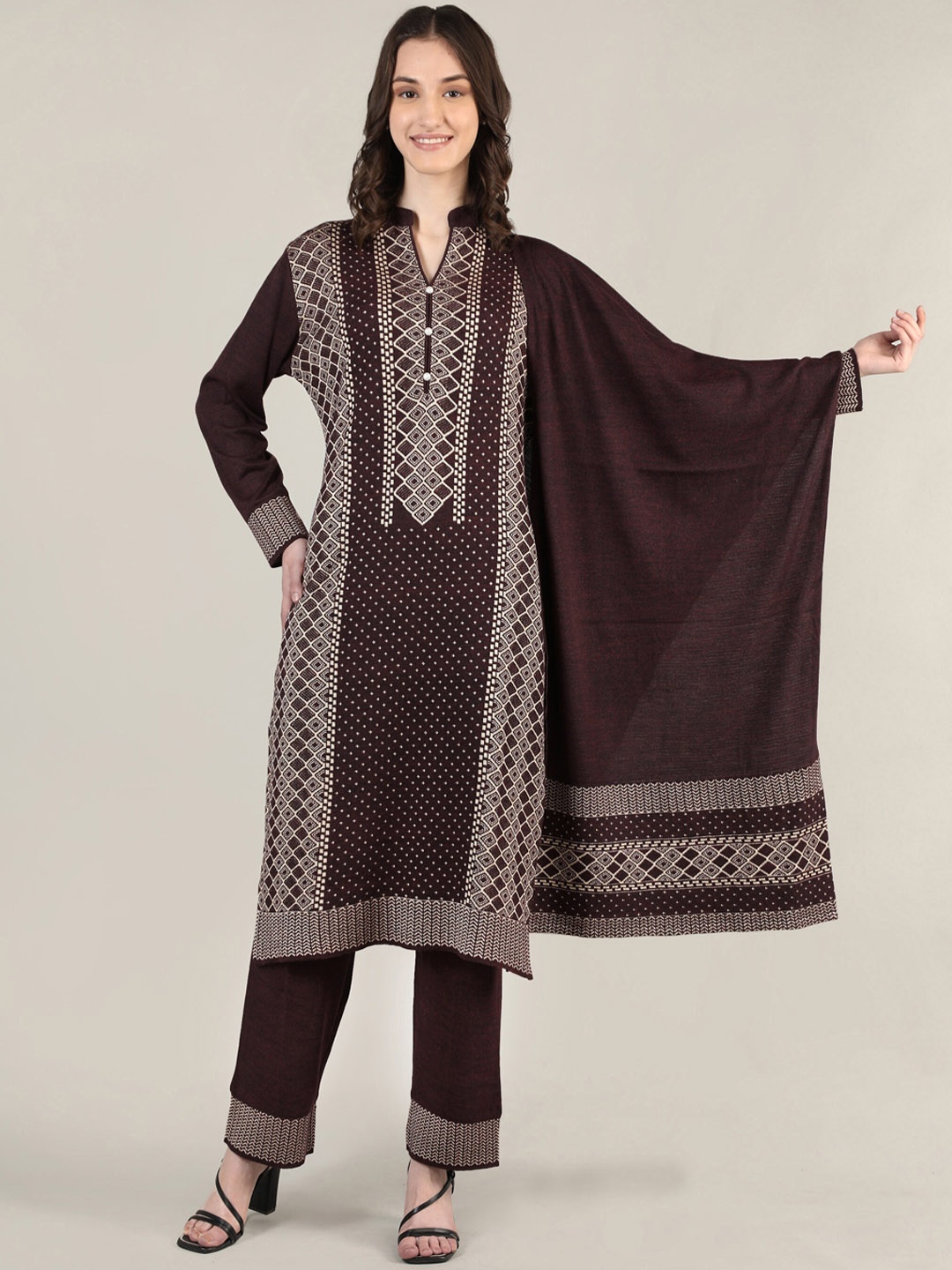 

MIKHAD Women Abstract Printed Kurta with Trousers & With Dupatta, Purple