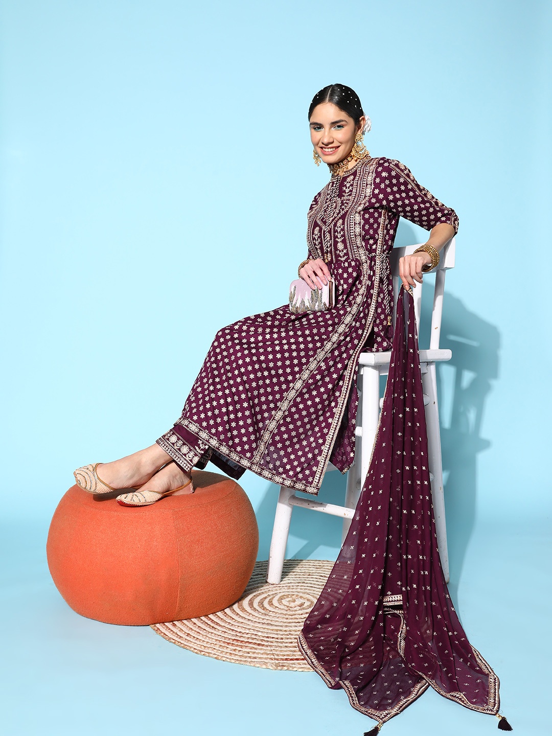 

ZOLA Women Burgundy Floral Embroidered Kurta with Trousers & With Dupatta