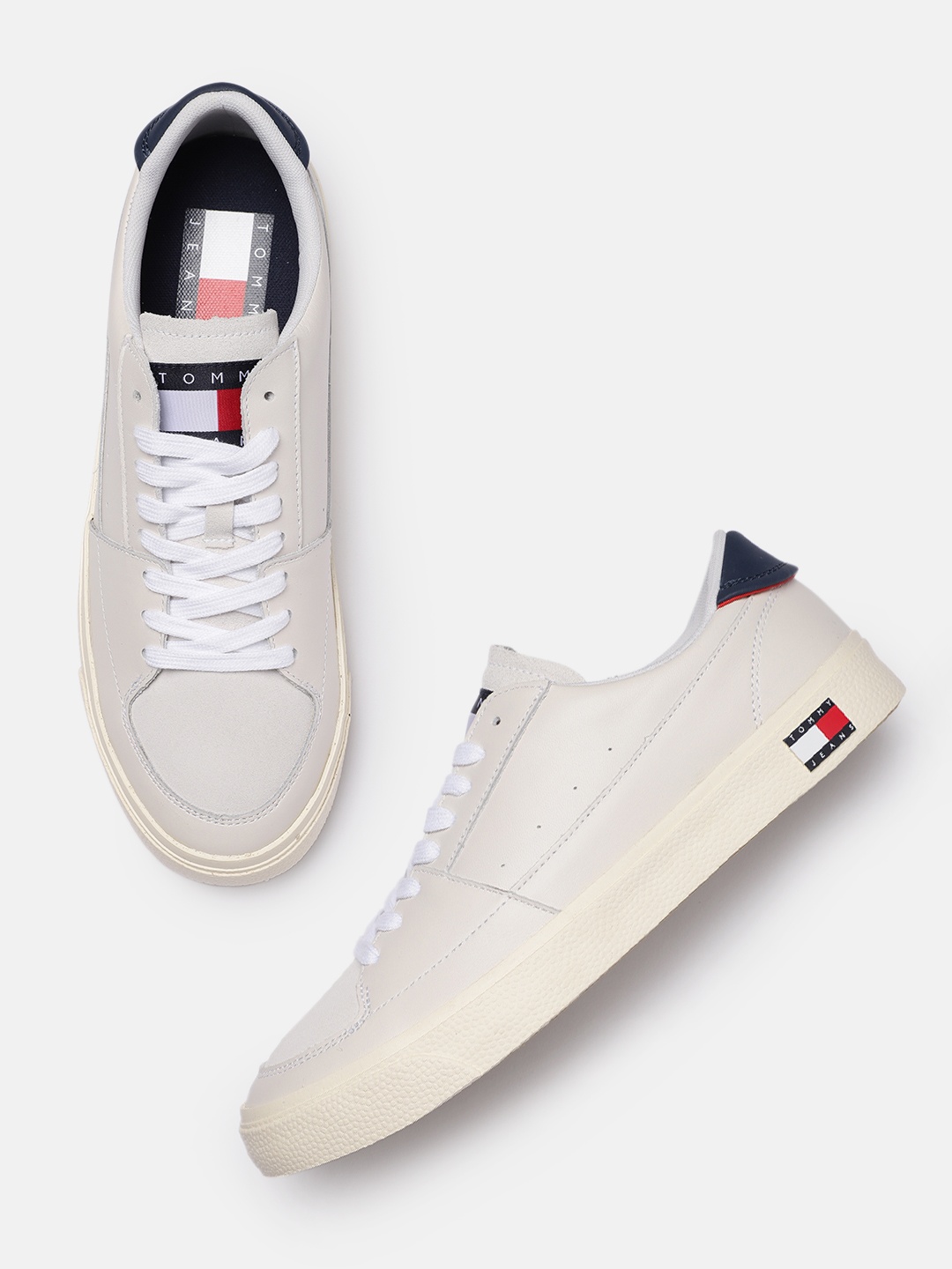 

Tommy Hilfiger Men Leather Sneakers, Off white