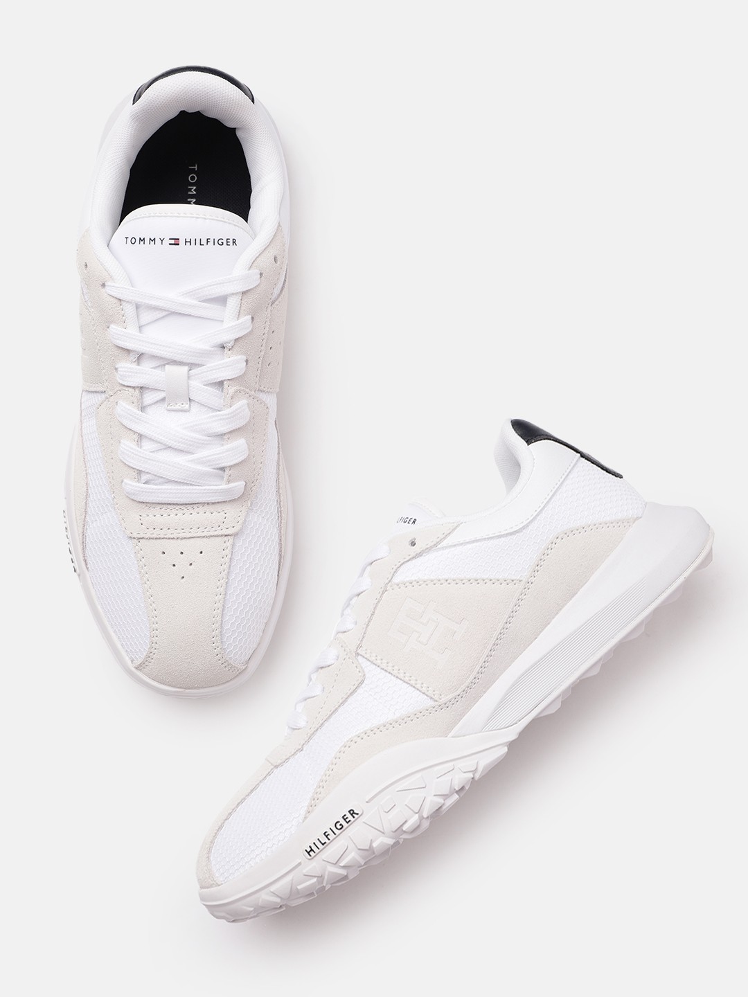 

Tommy Hilfiger Men Solid Sneakers, White