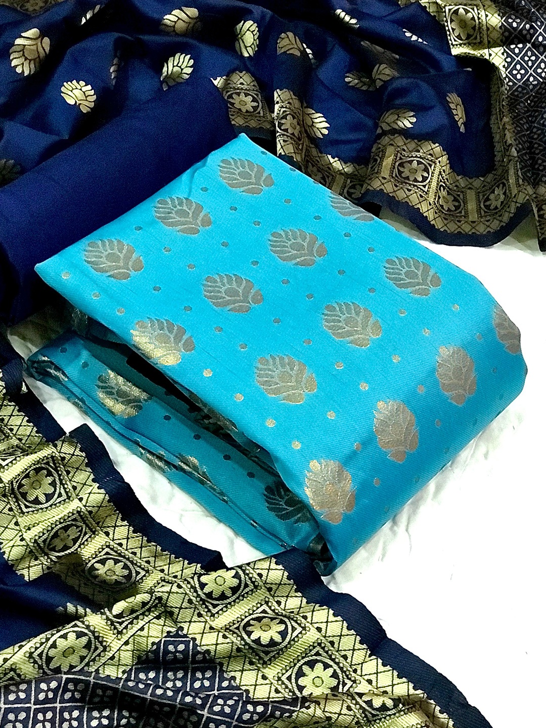 

KALINI Floral Printed Unstitched Salwar Suit Dress Material, Blue