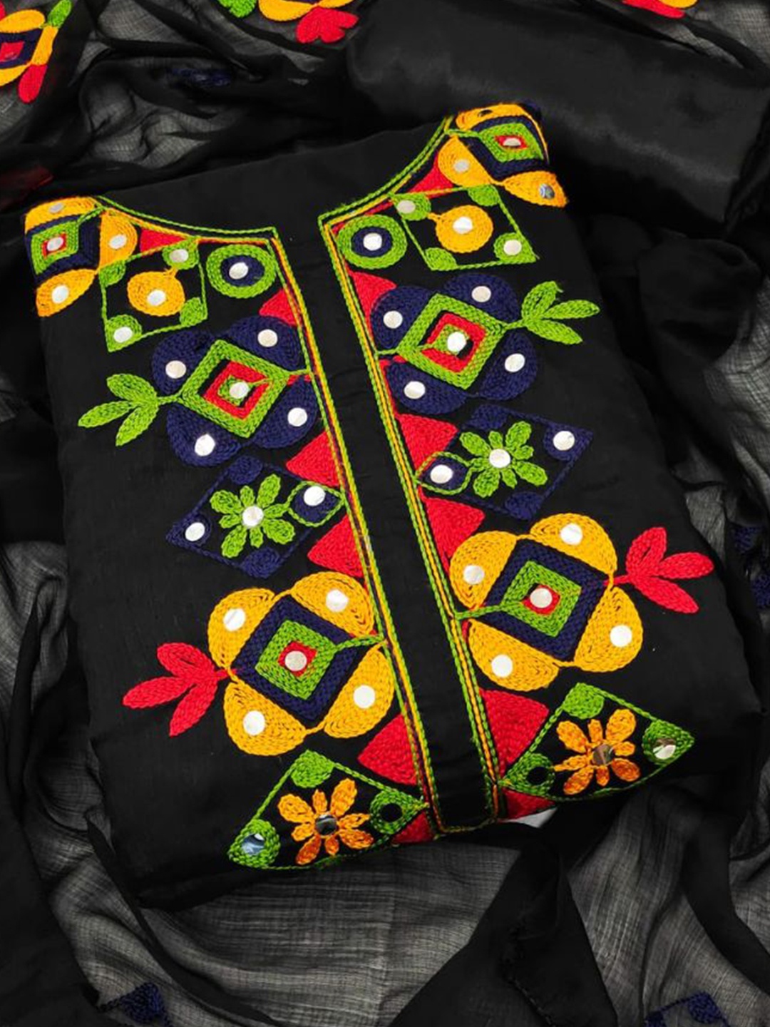 

KALINI Chanderi Cotton Embroidered Linen Unstitched Salwar Suit Dress Material, Black
