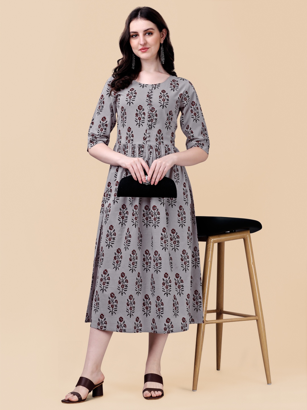 

Sangria Women Floral Printed Pure Cotton A-Line Dress, Grey