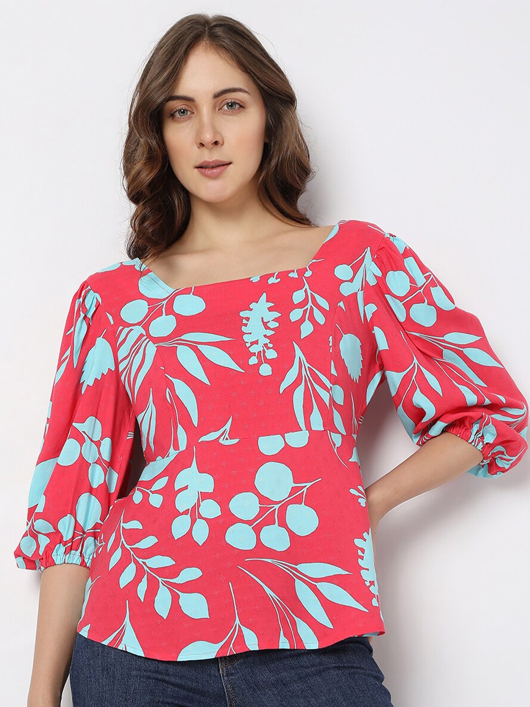 

Vero Moda Floral Printed Square Neck Top, Pink