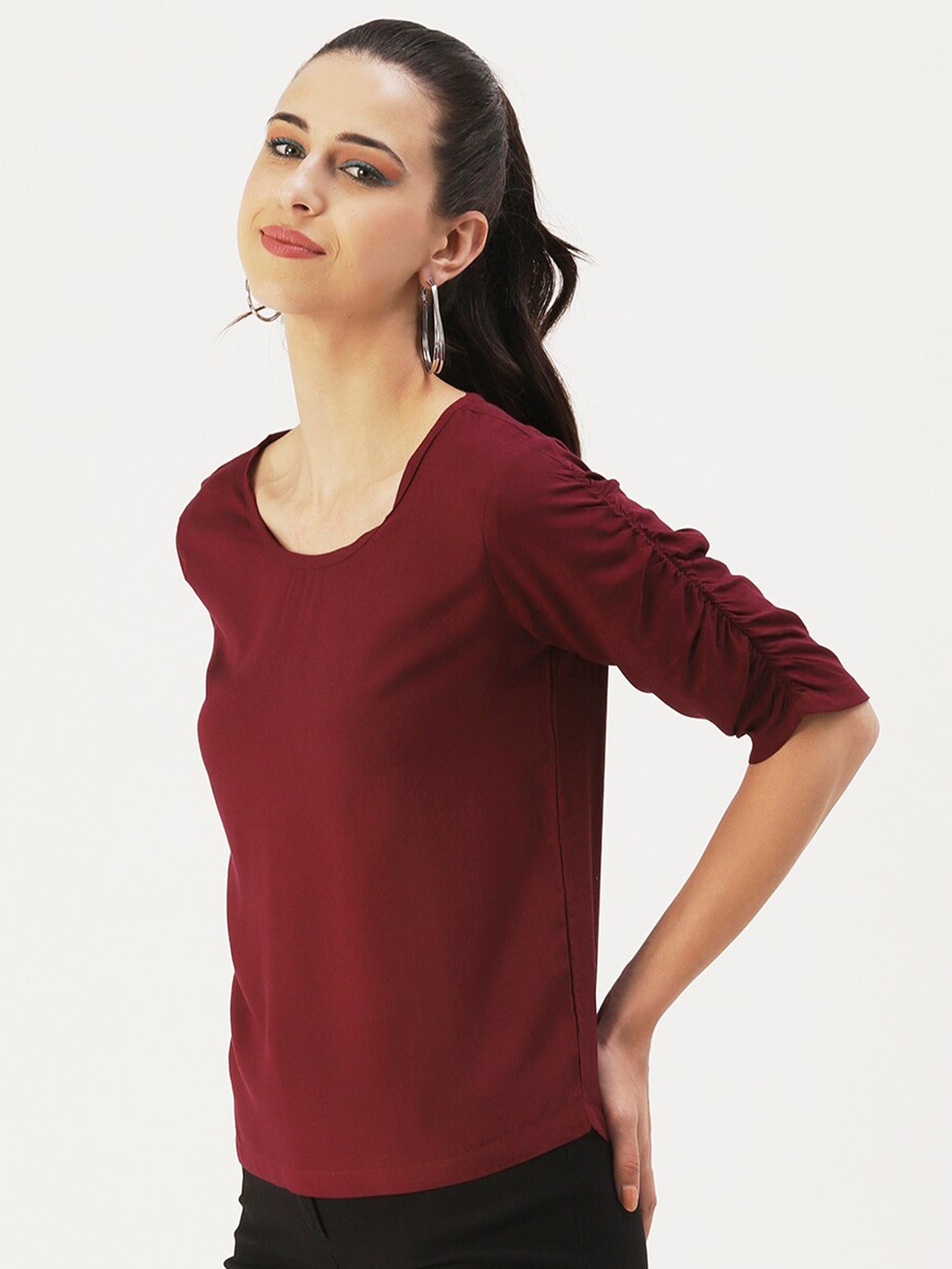 

DressBerry Woman Solid Top, Maroon