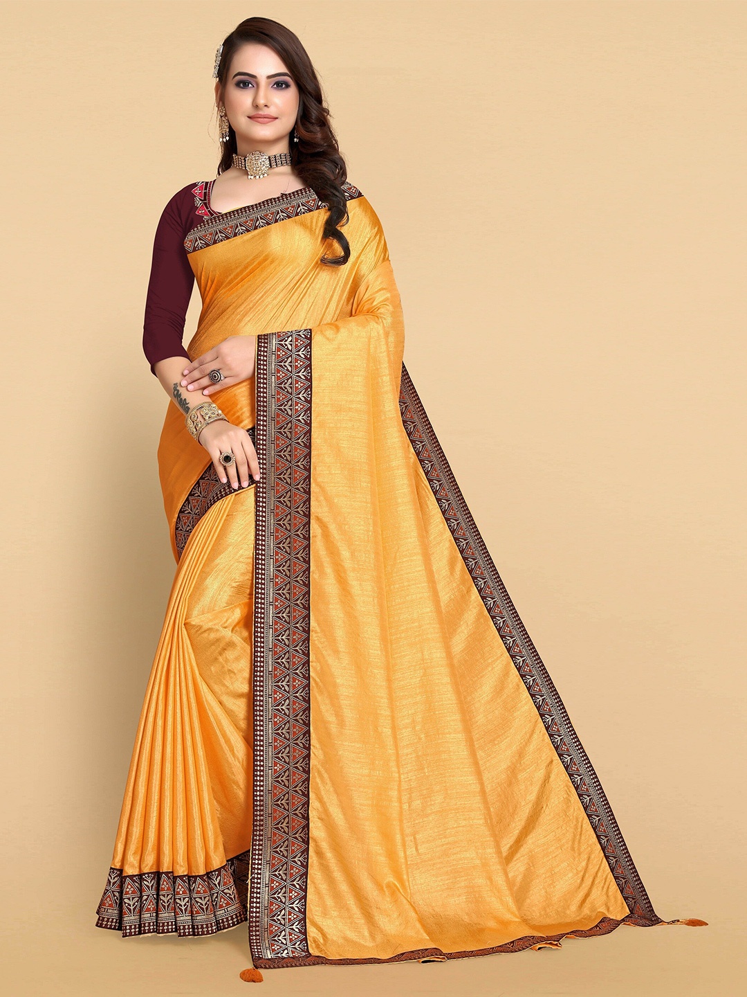 

SHAIBO SAREE Embroidered Silk Cotton Saree, Gold