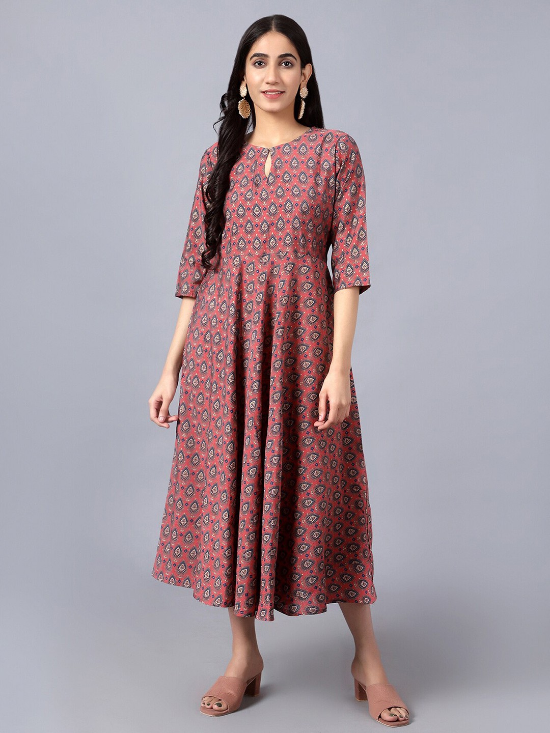 

V TRADITION Multicoloured Ethnic Motifs Keyhole Neck Midi Dress, Multi