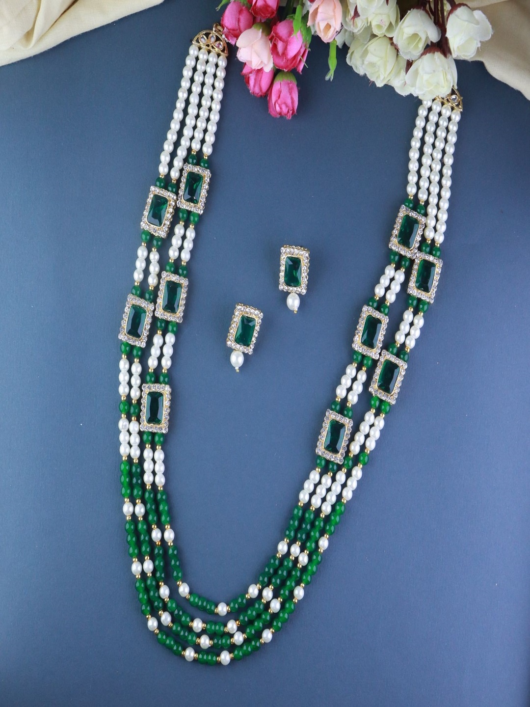 

I Jewels Gold-Plated Stone-Studded & Pearl Beaded Jewellery Set