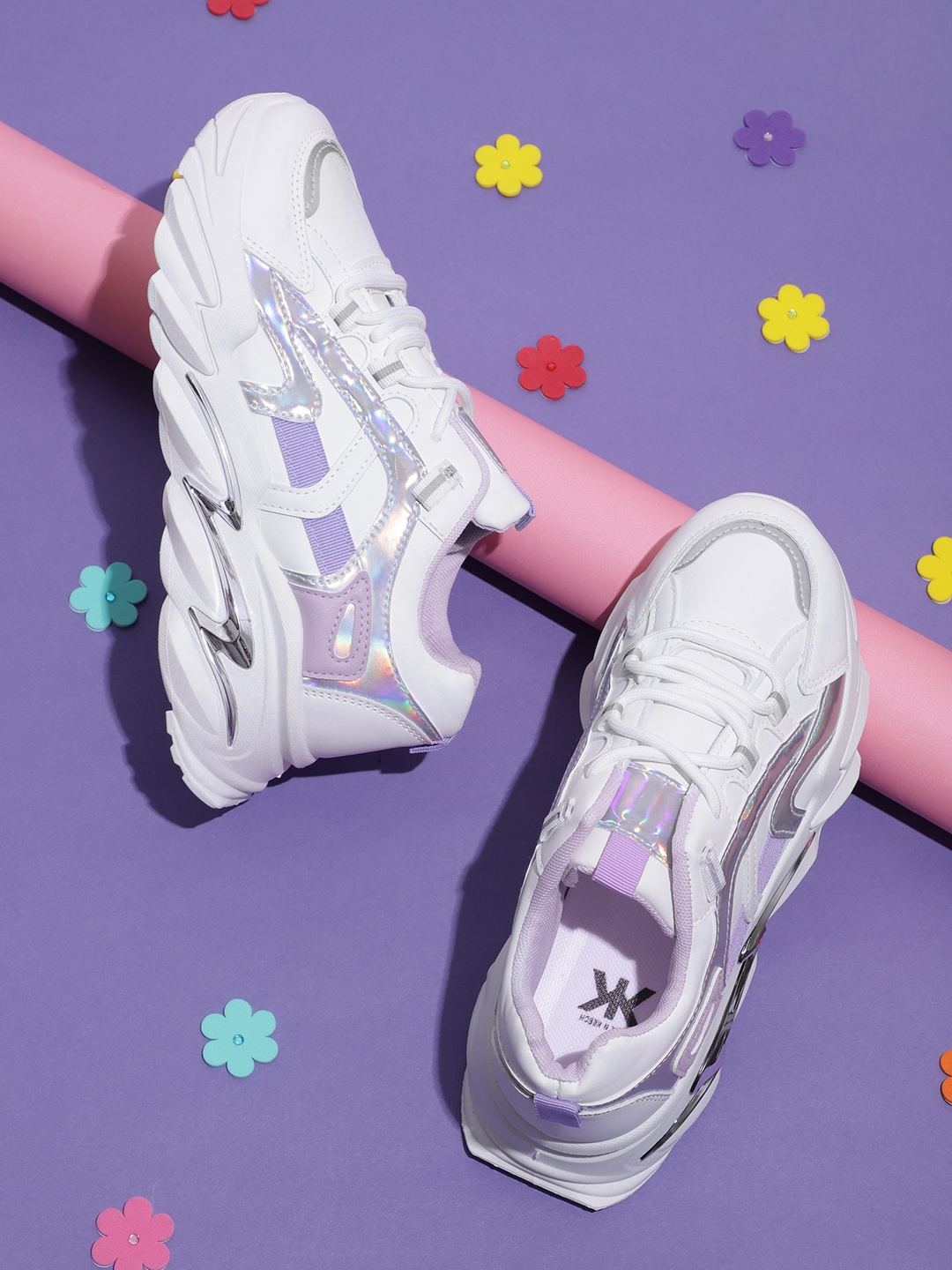 

Kook N Keech Women Sneakers, White
