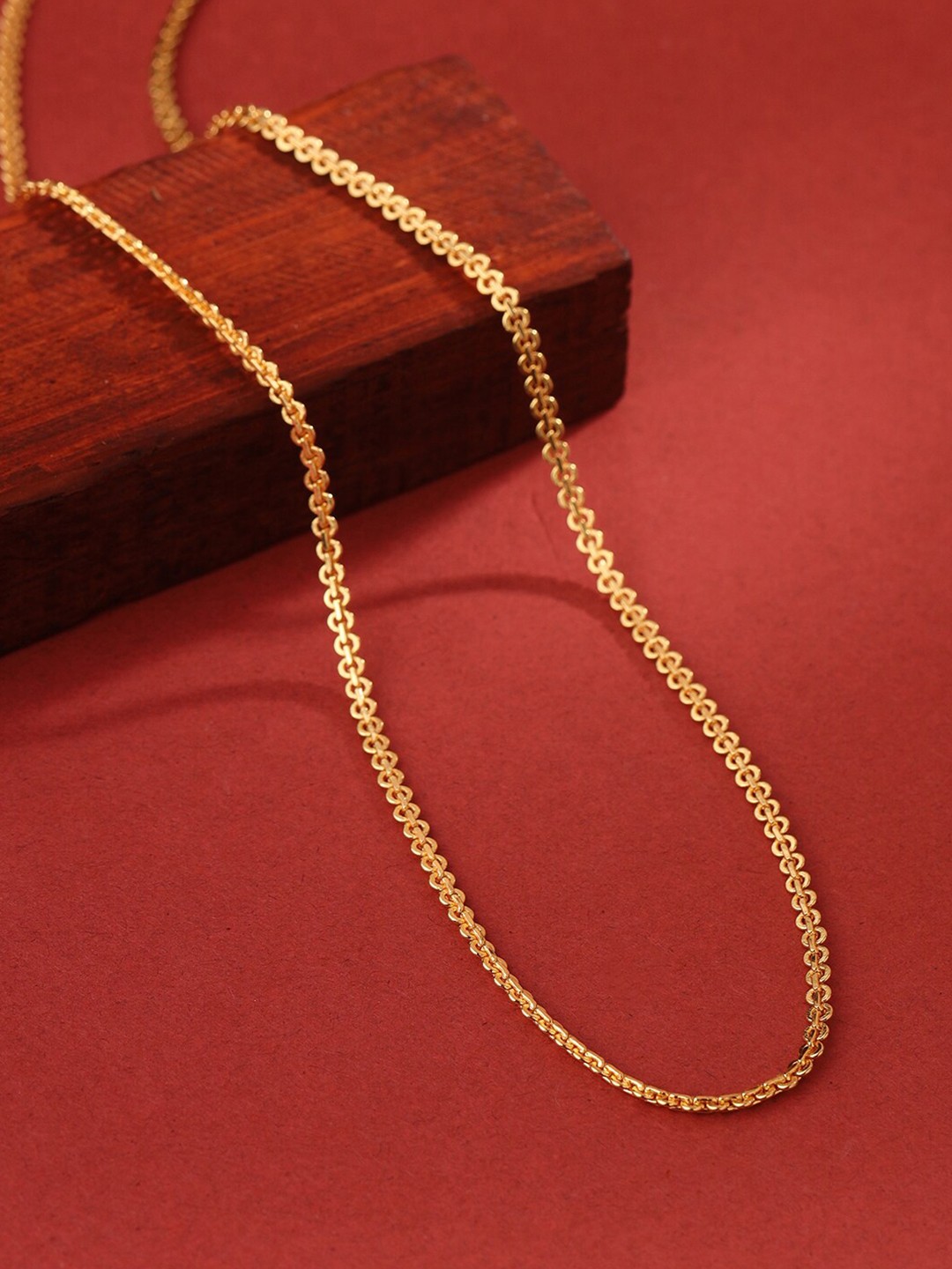

VIRAASI Men Gold-Plated Statement Chain
