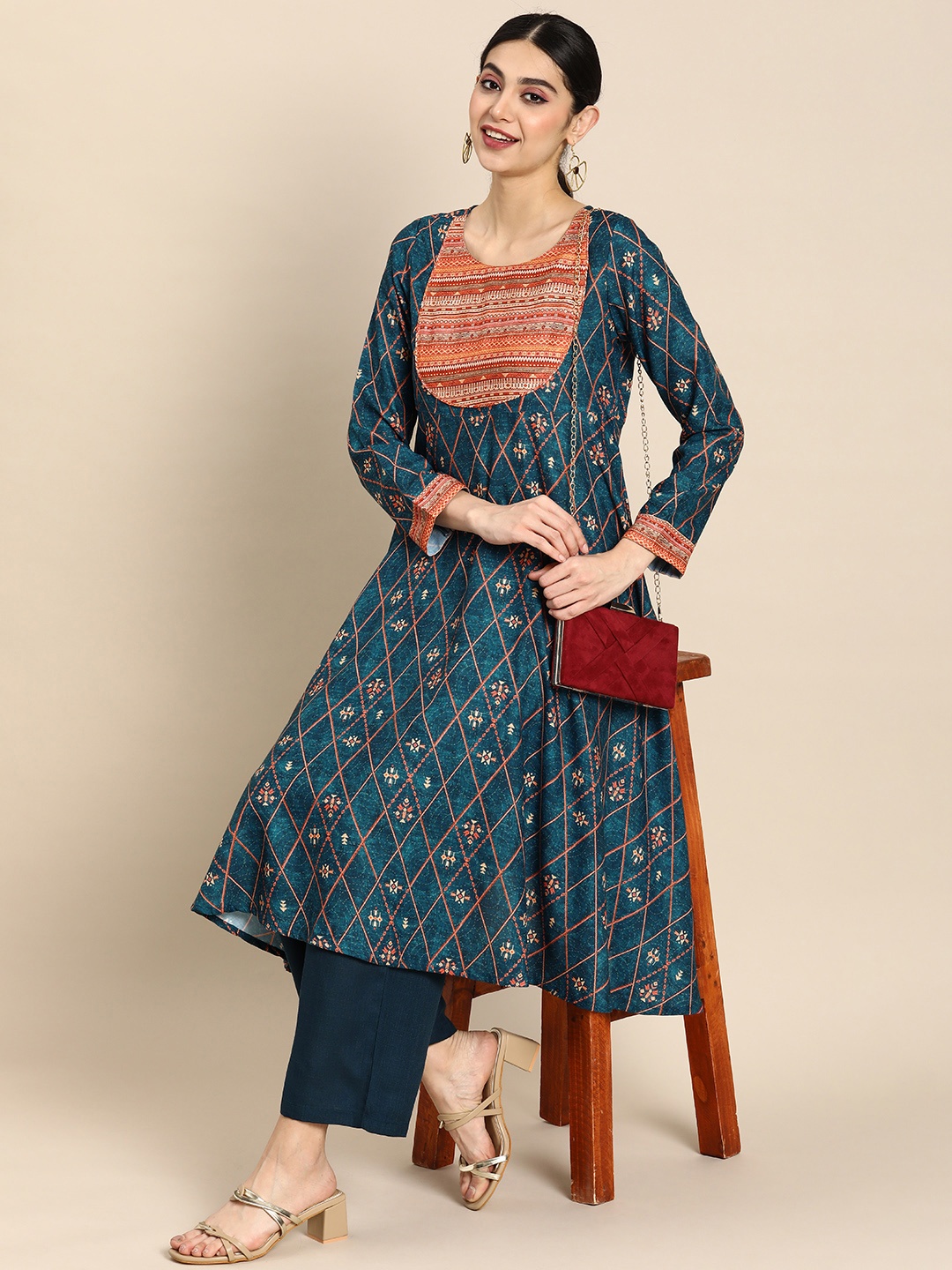 

Anouk Ethnic Motifs Printed A-line Kurta with Palazzos, Teal