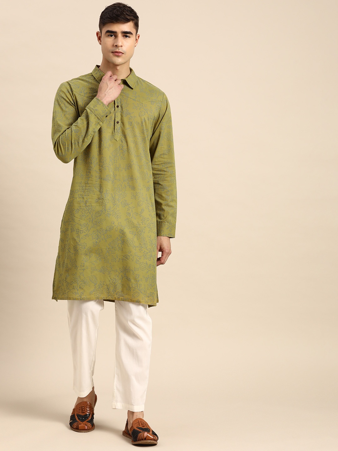 

Anouk Floral Printed Pure Cotton Kurta with Trousers, Olive