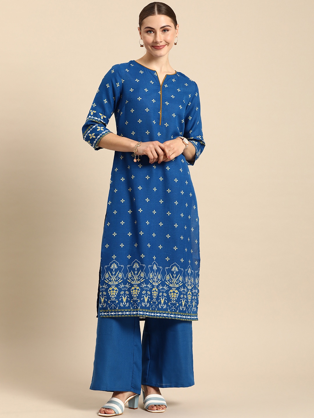 

Anouk Women Floral Printed Regular Kurta with Palazzos, Blue