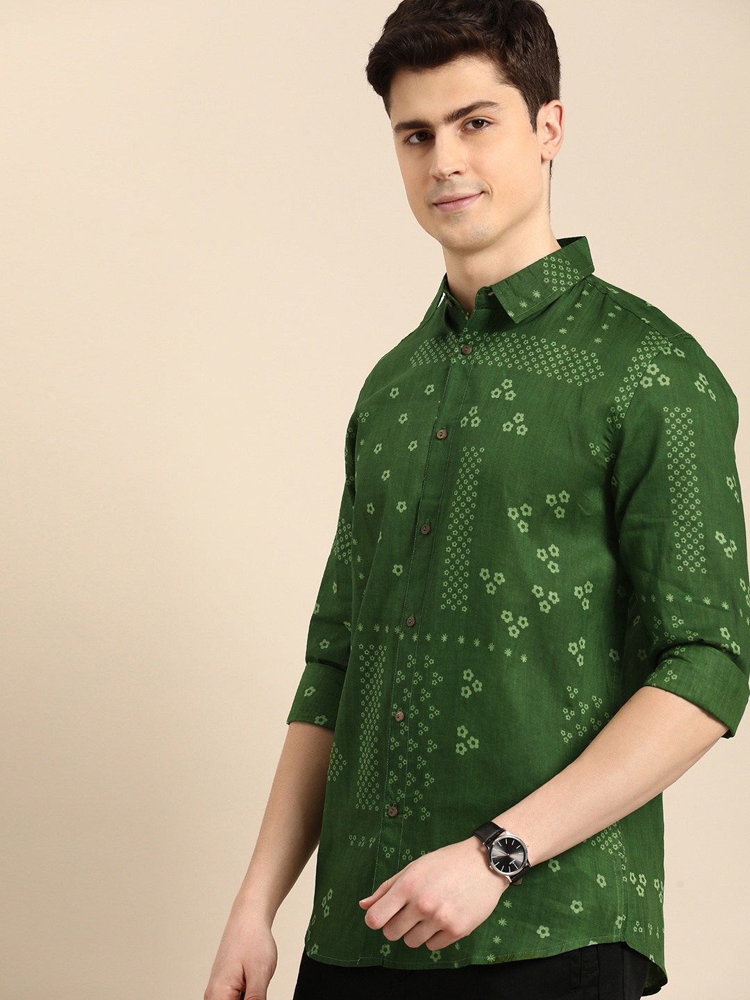 

Anouk Men Floral Printed Pure Cotton Casual Shirt, Green