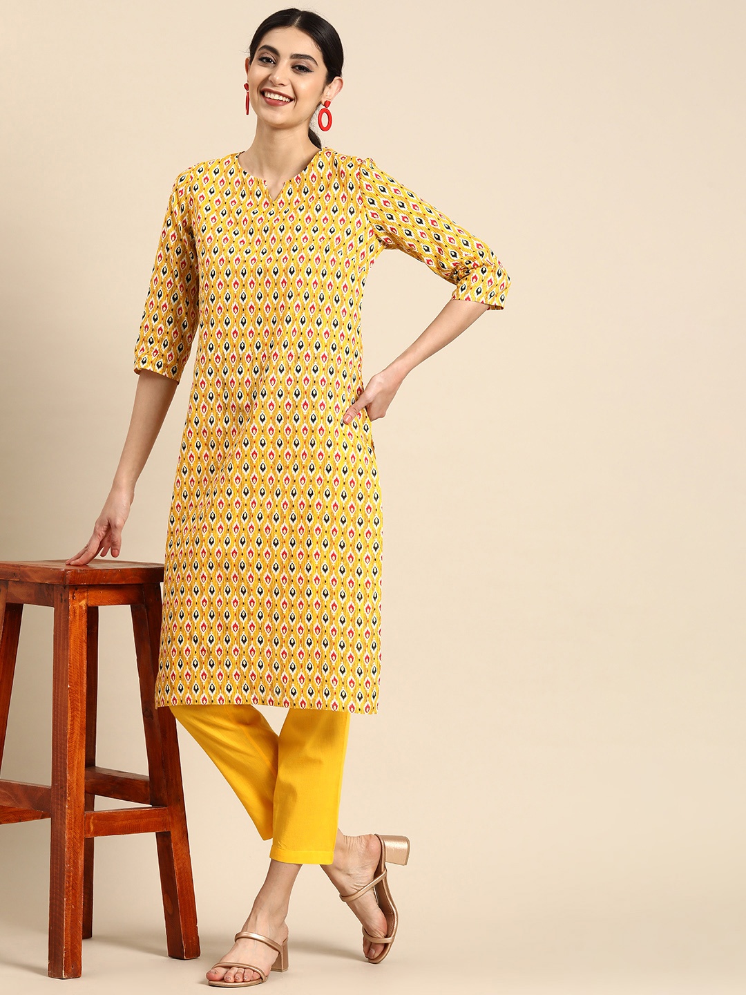 

Anouk Women Ethnic Motifs Printed Pure Cotton Kurta with Trousers, Yellow