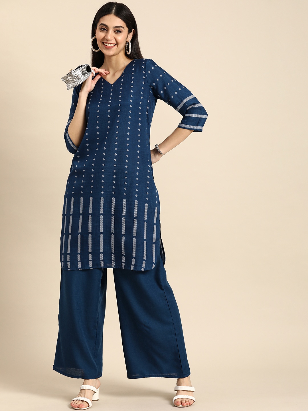 

Anouk Women Geometric Printed Kurta with Palazzos, Navy blue