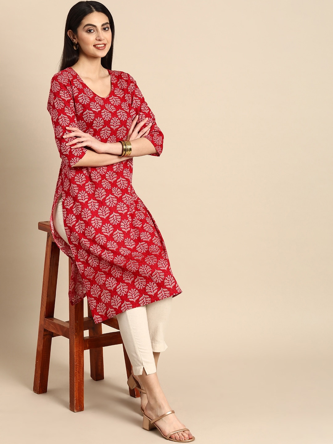 

Anouk Women Pure Cotton Ethnic Motifs Printed Three Quarter Sleeves Straight Kurta, Red