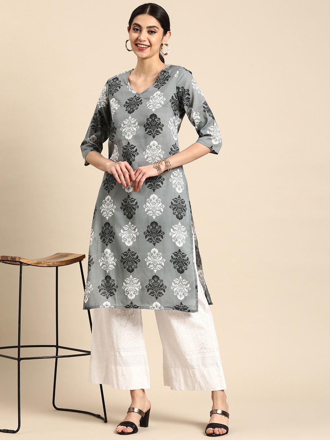 

Anouk Women Pure Cotton Ethnic Motifs Printed Kurta, Grey