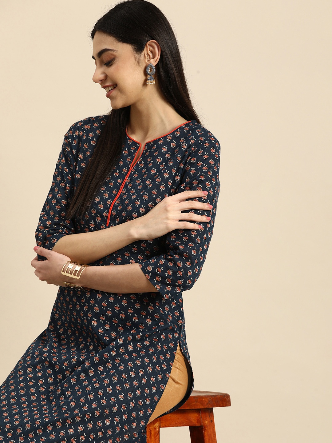 

Anouk Floral Printed Pure Cotton Kurta, Navy blue