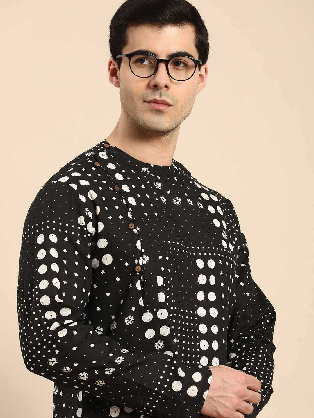

Anouk Men Pure Cotton Geometric Printed Angrakha Kurta, Black