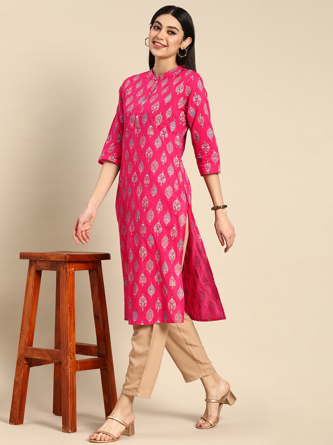 

Anouk Women Pure Cotton Ethnic Motifs Printed Straight Kurta, Pink