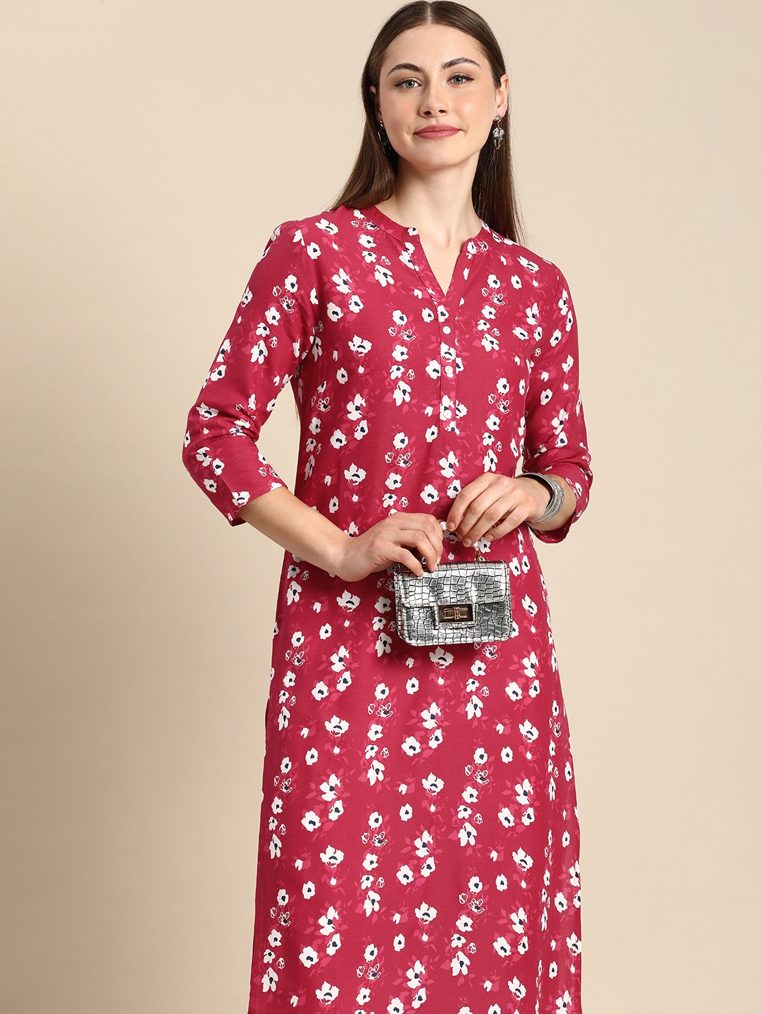 

Anouk Floral Printed V-Neck Straight Kurta, Coral