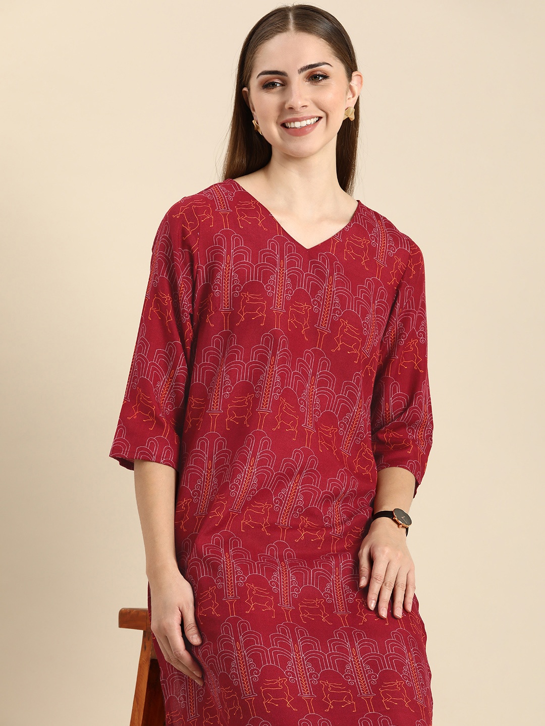 

Anouk Women V-Neck Tribal Printed Kurta, Maroon