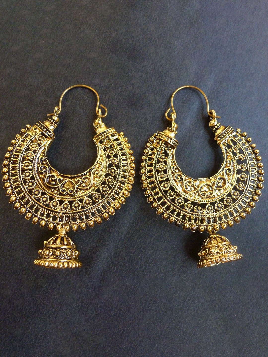 

The Pari Contemporary Jhumkas Earrings, Gold