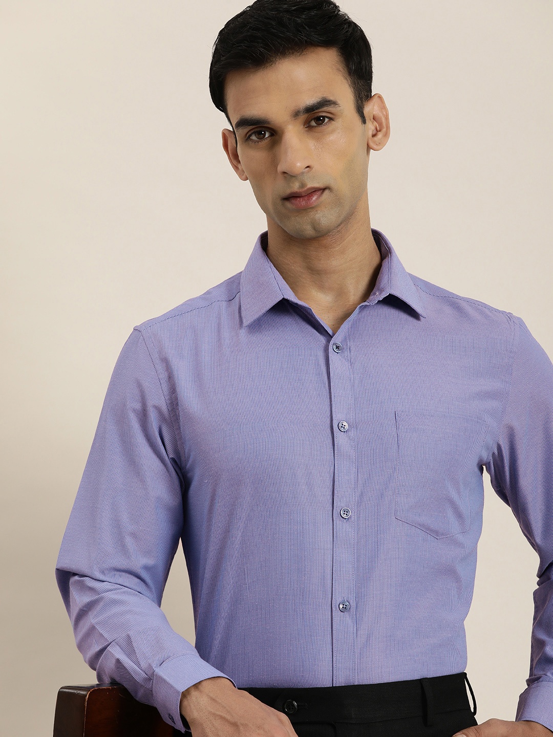 

INVICTUS Men Slim Fit Striped Semiformal Shirt, Blue