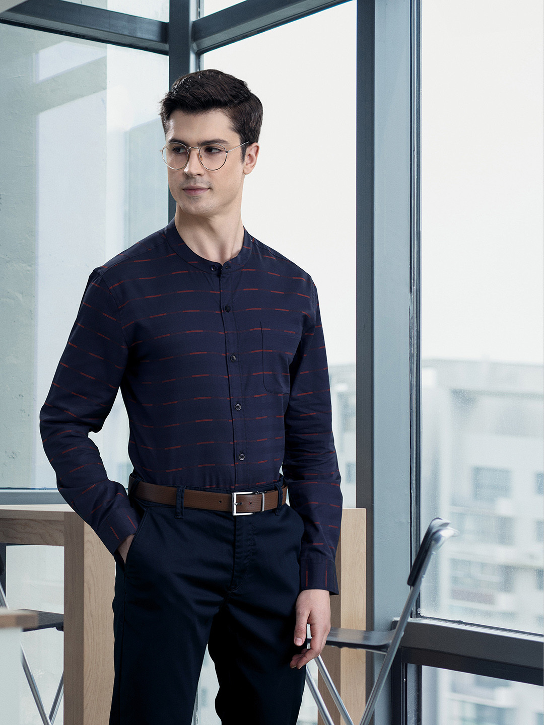 

INVICTUS Slim Fit Horizontal Striped Pure Cotton Formal Shirt, Navy blue