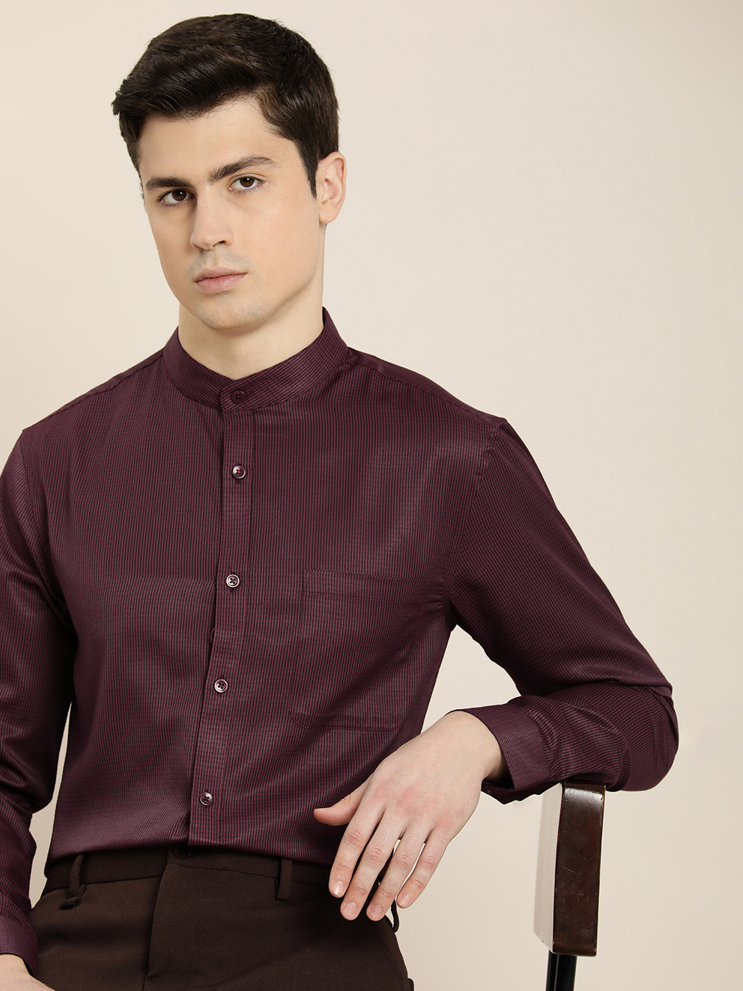 

INVICTUS Slim Fit Striped Formal Shirt, Maroon